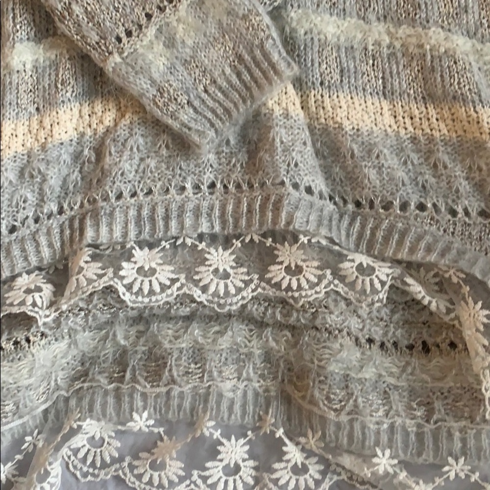 Sweater - Picture 2 of 3